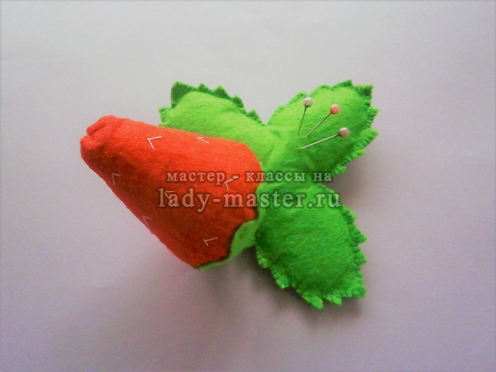 Игольница клубничка своими руками, мастер - класс с фото, пошагово